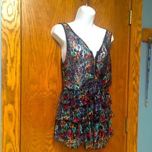 Rue 21 Romantic Edgy Lacey Zip Front Tunic